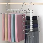 ALMARI /CLOSET CLOTH HANGER